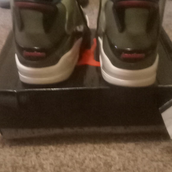 Shoes - Picture 8 of 8